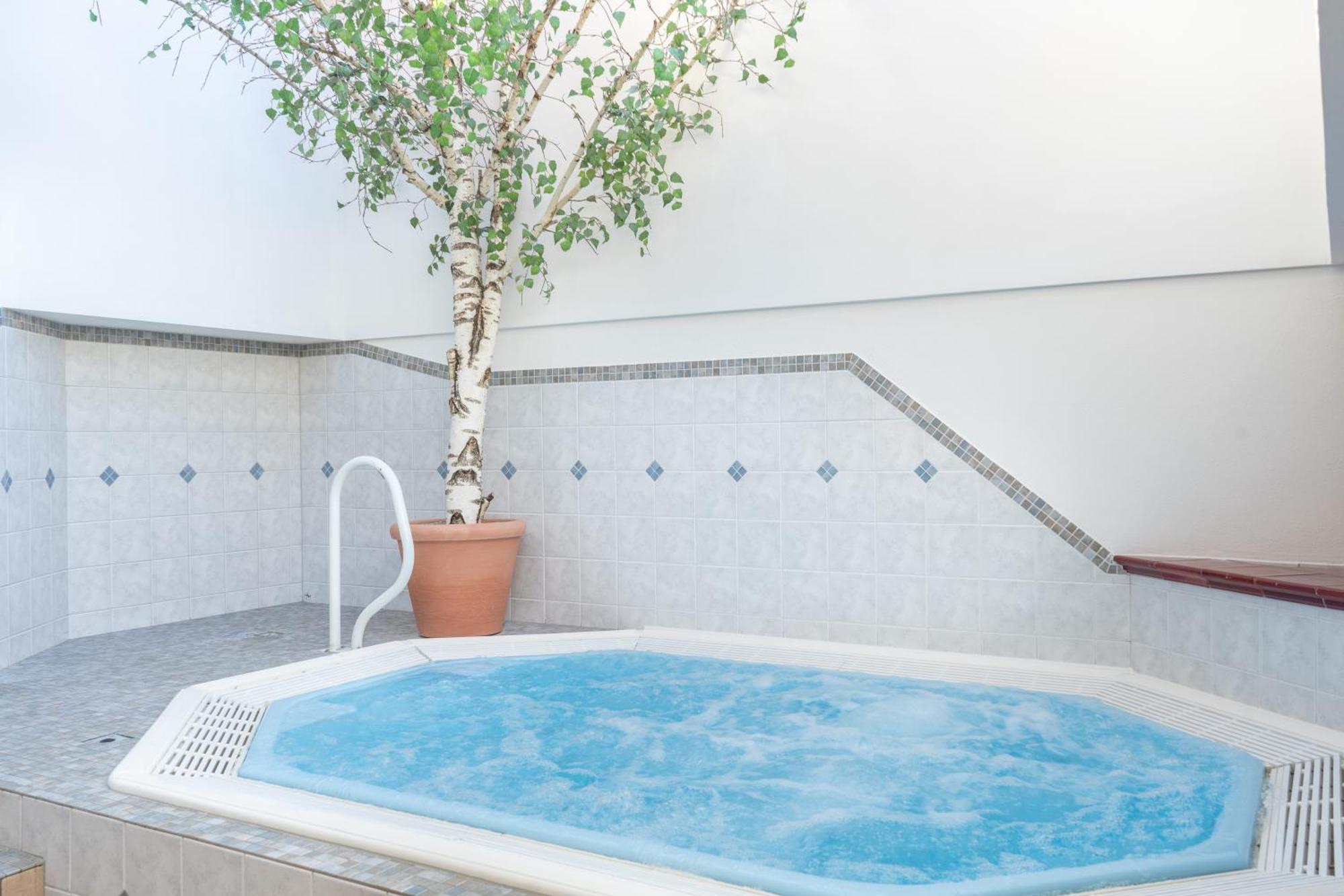 Ferienclub Bellevue Am See 왈츠시 외부 사진